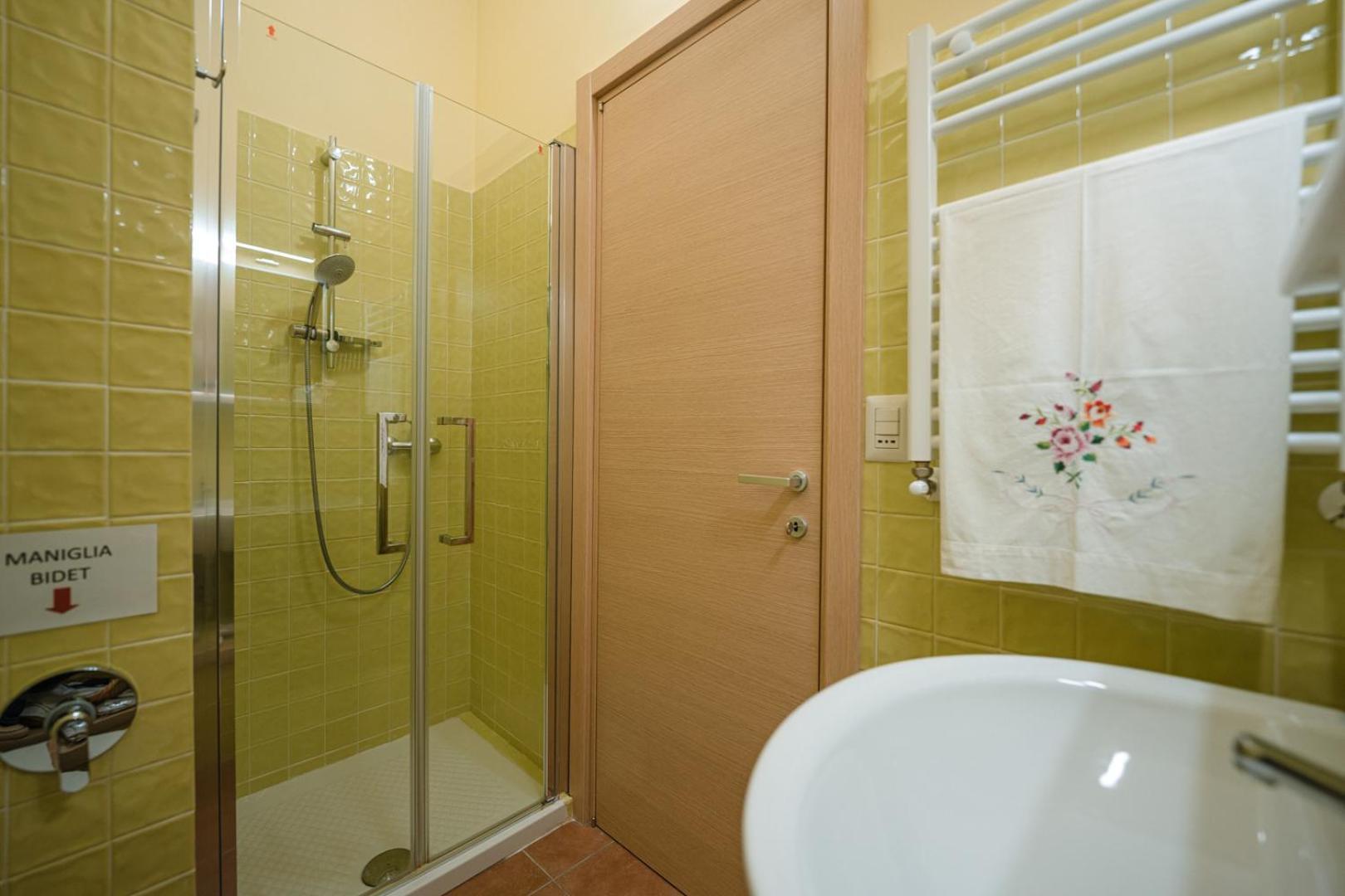 La Piccola Torre Hotel Bisceglie Kamer foto